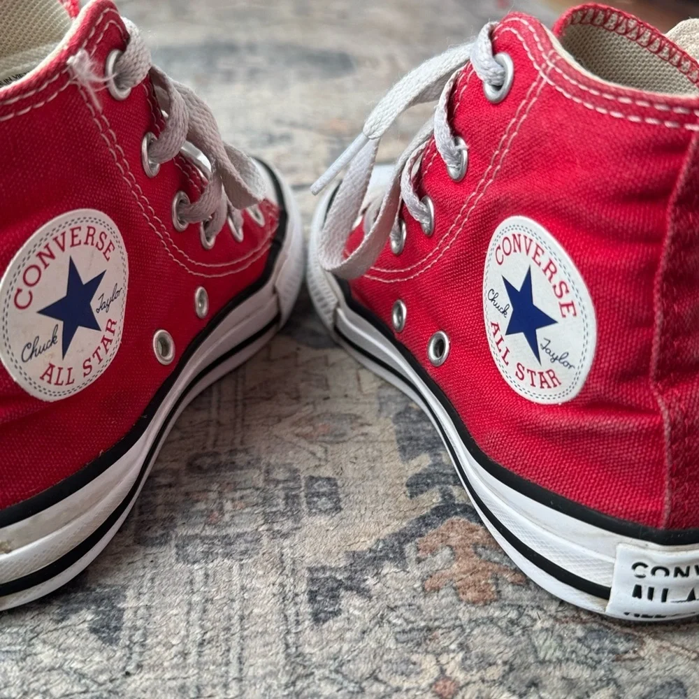 Converse Chuck Taylor All Star High Top Red Canvas Sneakers Youth Size 12